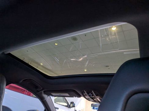 Used 2017 Porsche Panamera 4 image 21