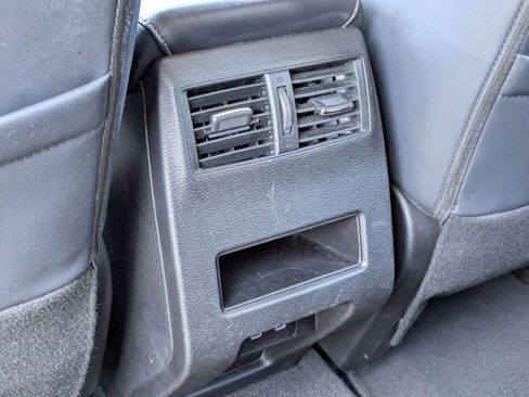 Used 2025 Mitsubishi Outlander SE FWD image 27