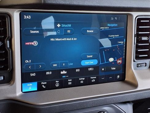 New 2025 Ford Bronco Outer Banks image 22