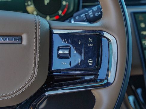 Used 2024 Land Rover Range Rover Sport Dynamic SE image 12