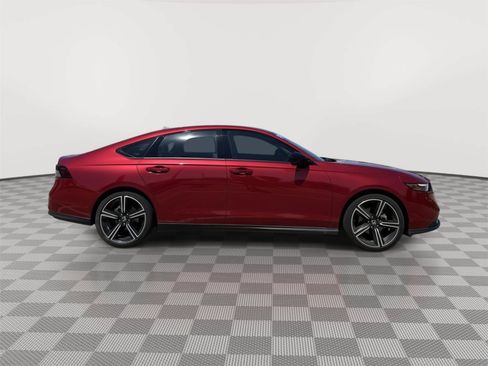 Used 2026 Honda Accord SE image 7