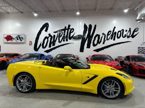 Used 2018 Chevrolet Corvette Stingray Convertible w/ 3LT Preferred Equipment Group image 31