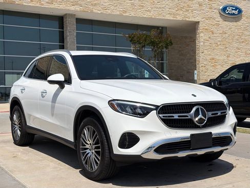 Used 2025 Mercedes-Benz GLC 300 image 15