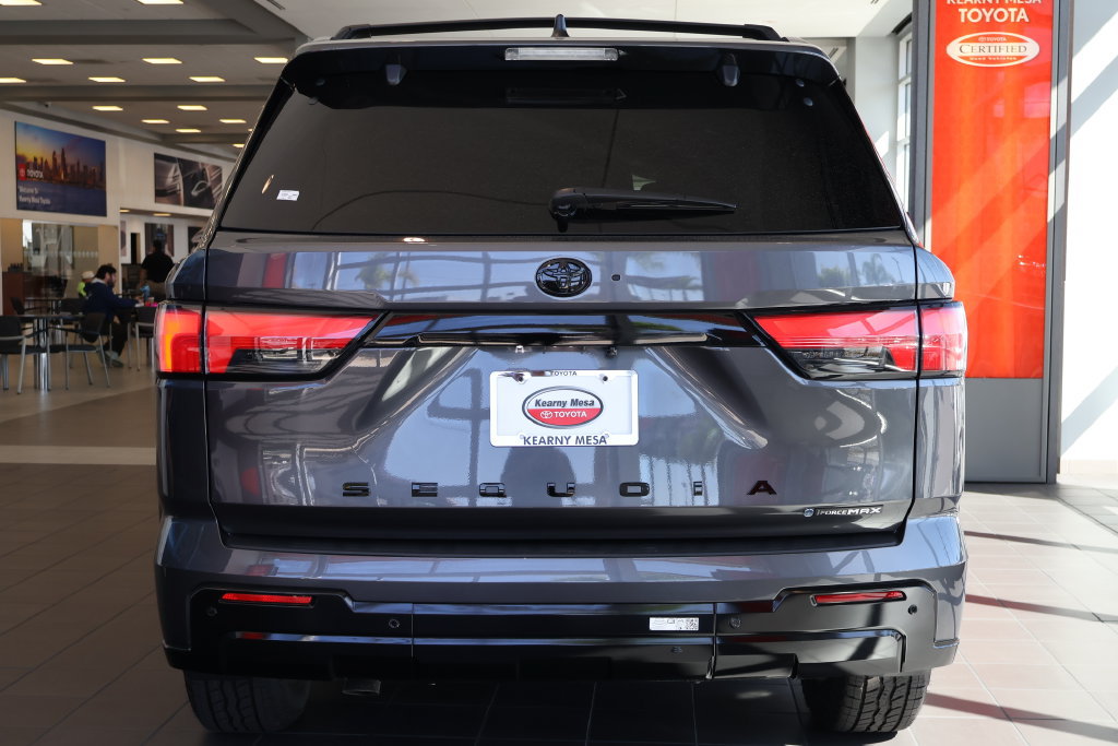 Used 2026 Toyota Sequoia Platinum w/ TRD Off-Road Package AWD/4WD image 5