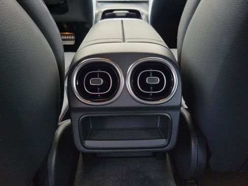 Certified 2025 Mercedes-Benz C 300 Sedan image 10