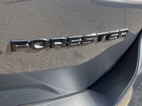 Used 2022 Subaru Forester AWD/4WD image 22