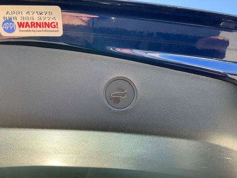 Used 2023 Tesla Model 3 Standard Range image 10