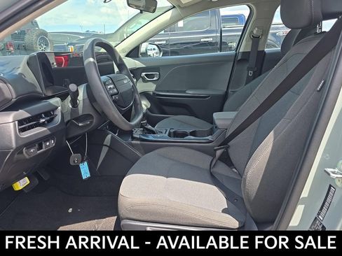 Used 2025 Kia K4 FWD image 8