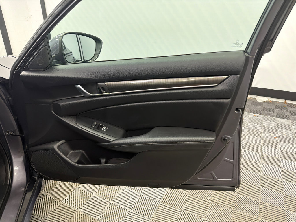 Used 2019 Honda Accord Sport image 15