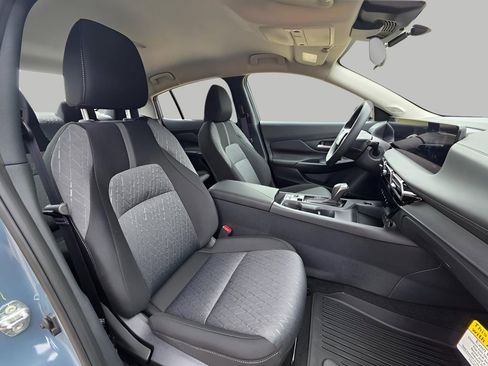 New 2026 Nissan Sentra SV w/ Floor Mat Package FWD image 9