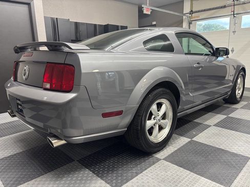 Used 2007 Ford Mustang GT Premium RWD image 8