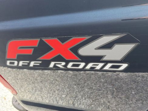 Used 2007 Ford F350 Lariat image 14