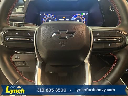 Used 2024 Chevrolet Colorado Z71 w/ Z71 Convenience Package 2 AWD/4WD image 9