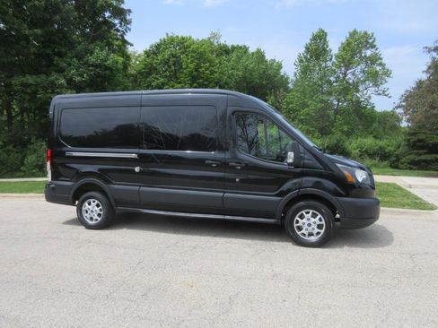 Used 2015 Ford Transit 250 148 Medium Roof RWD image 5