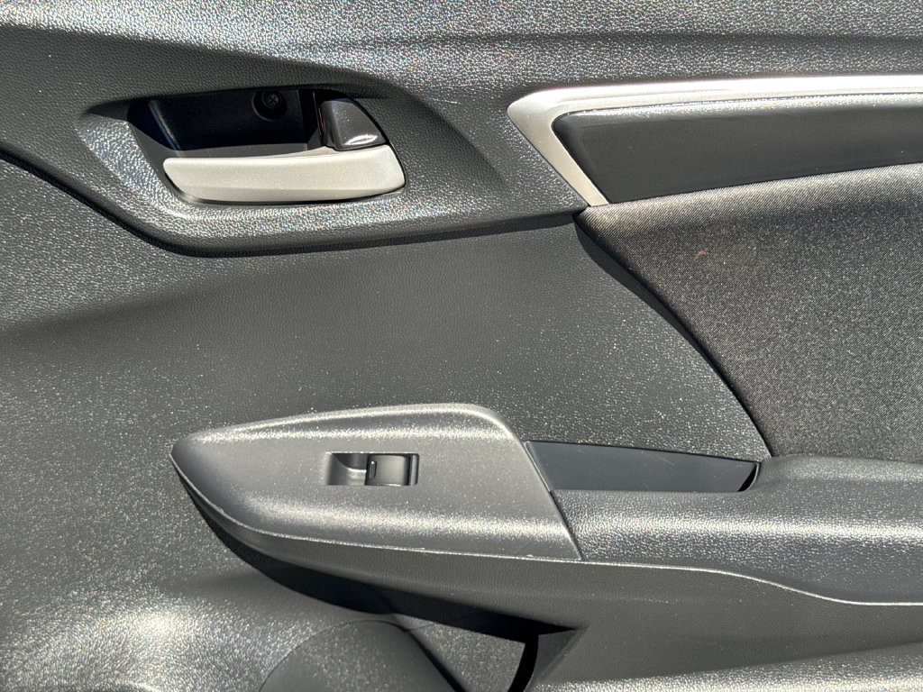 Used 2015 Honda Fit LX image 11