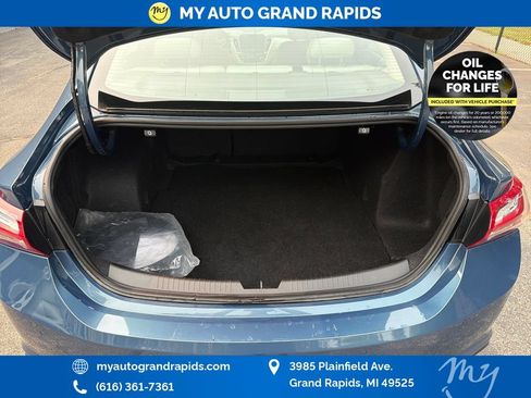 Used 2024 Chevrolet Malibu LT FWD image 25