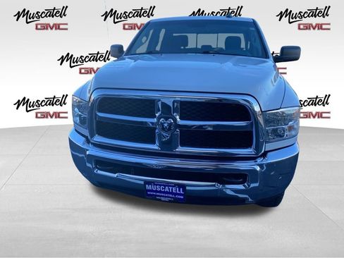 Used 2018 RAM 2500 SLT image 2