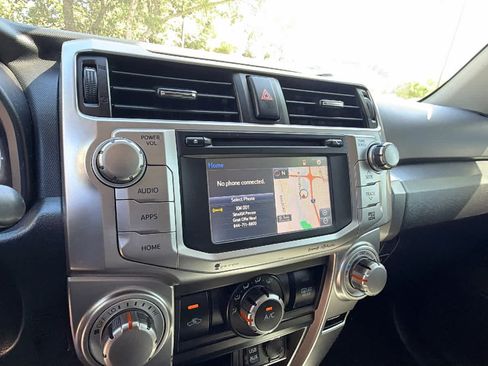Used 2019 Toyota 4Runner SR5 AWD/4WD image 14