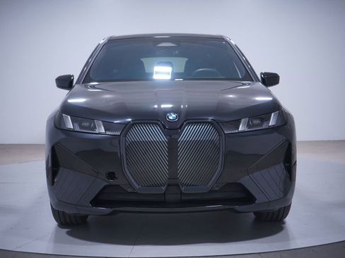 Used 2026 BMW iX xDrive60 w/ Premium Package AWD/4WD image 4