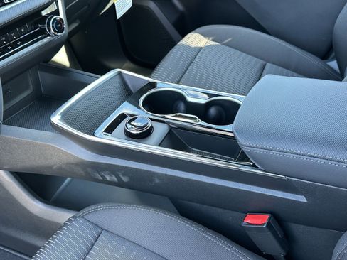 New 2026 Chevrolet Equinox LT image 23