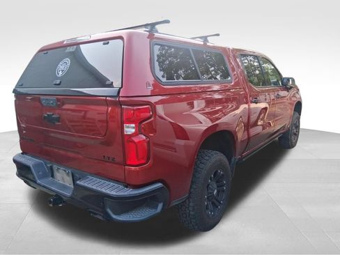 Used 2022 Chevrolet Silverado 1500 LTZ w/ LTZ Premium Package AWD/4WD image 12