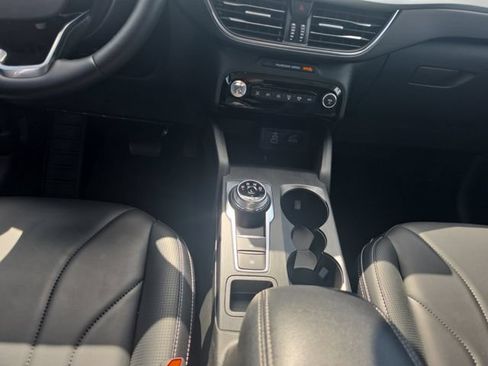 Used 2025 Ford Escape Platinum w/ Premium Technology Package AWD/4WD image 13