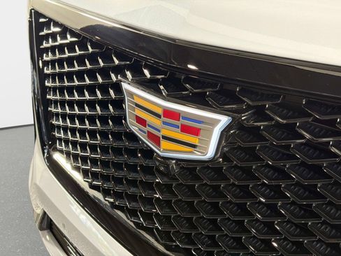 Used 2026 Cadillac Escalade Platinum Sport w/ LPO, Floor Liner Package AWD/4WD image 12