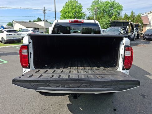 Used 2024 GMC Canyon AT4X AWD/4WD image 30