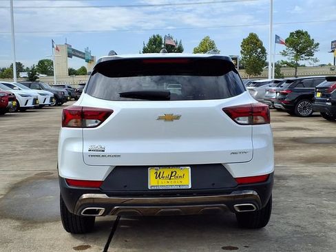 Used 2021 Chevrolet TrailBlazer ACTIV w/ Technology Package FWD image 22