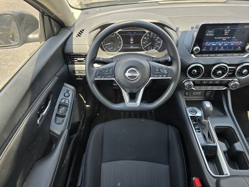 Used 2025 Nissan Sentra SV FWD image 20