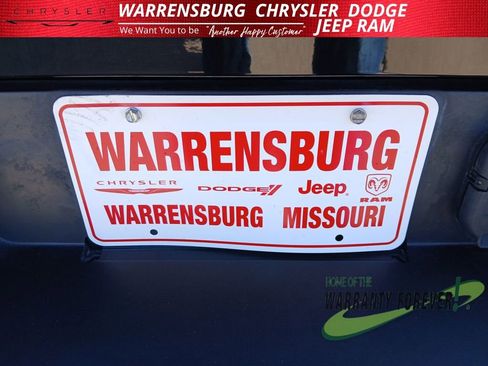 Used 2023 RAM 1500 Laramie image 36