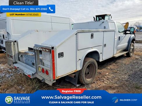 Used 2015 Ford F550 2WD Regular Cab Super Duty image 4