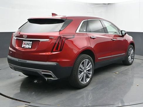 Used 2025 Cadillac XT5 Premium Luxury AWD/4WD image 9