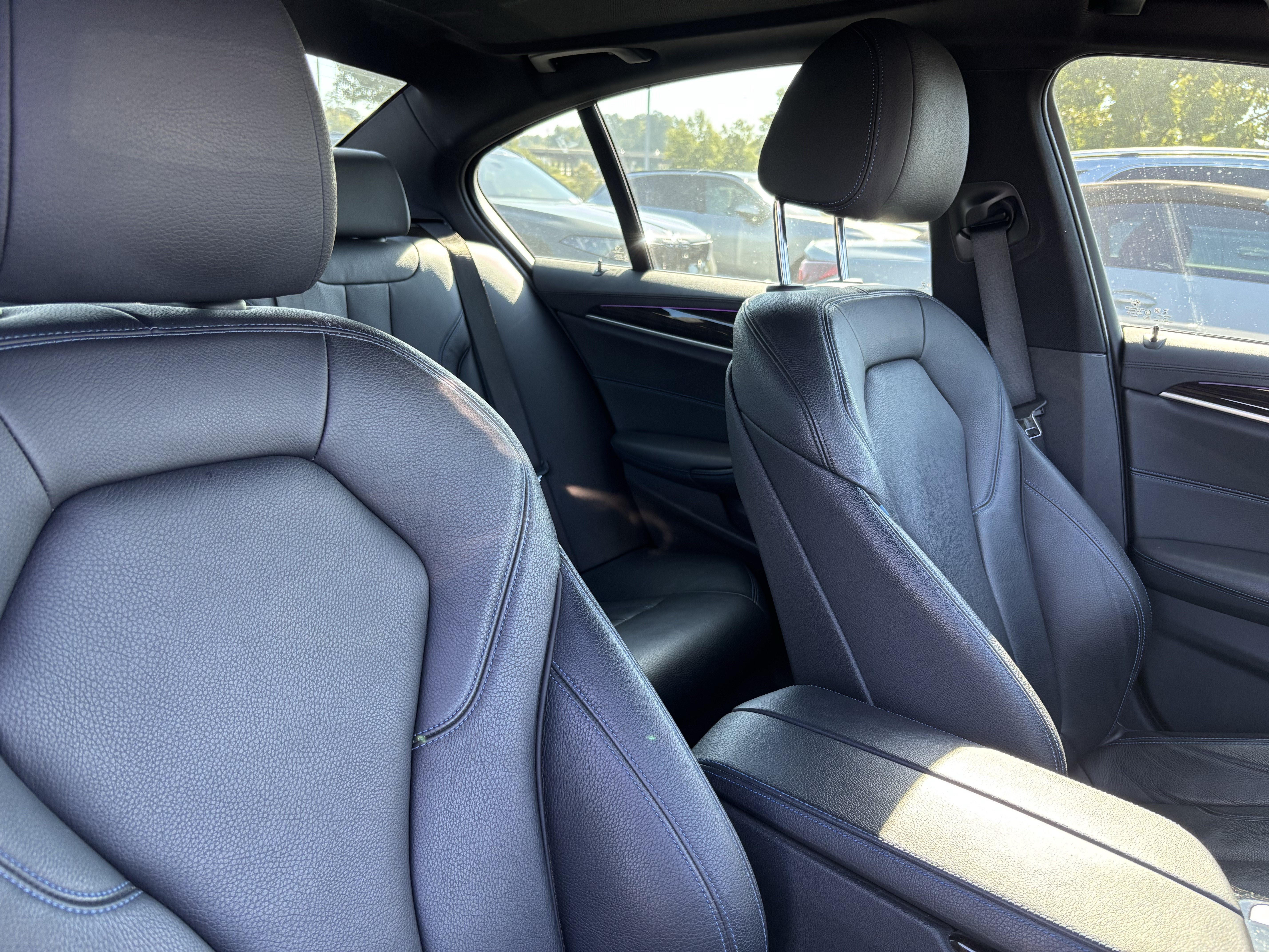 Used 2020 BMW 530i w/ M Sport Package RWD image 35
