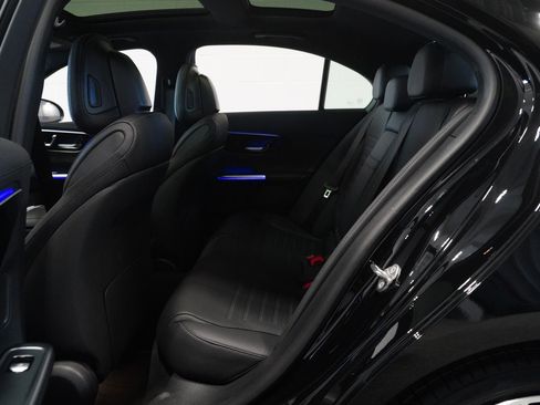 Used 2023 Mercedes-Benz C 300 4MATIC Sedan image 13