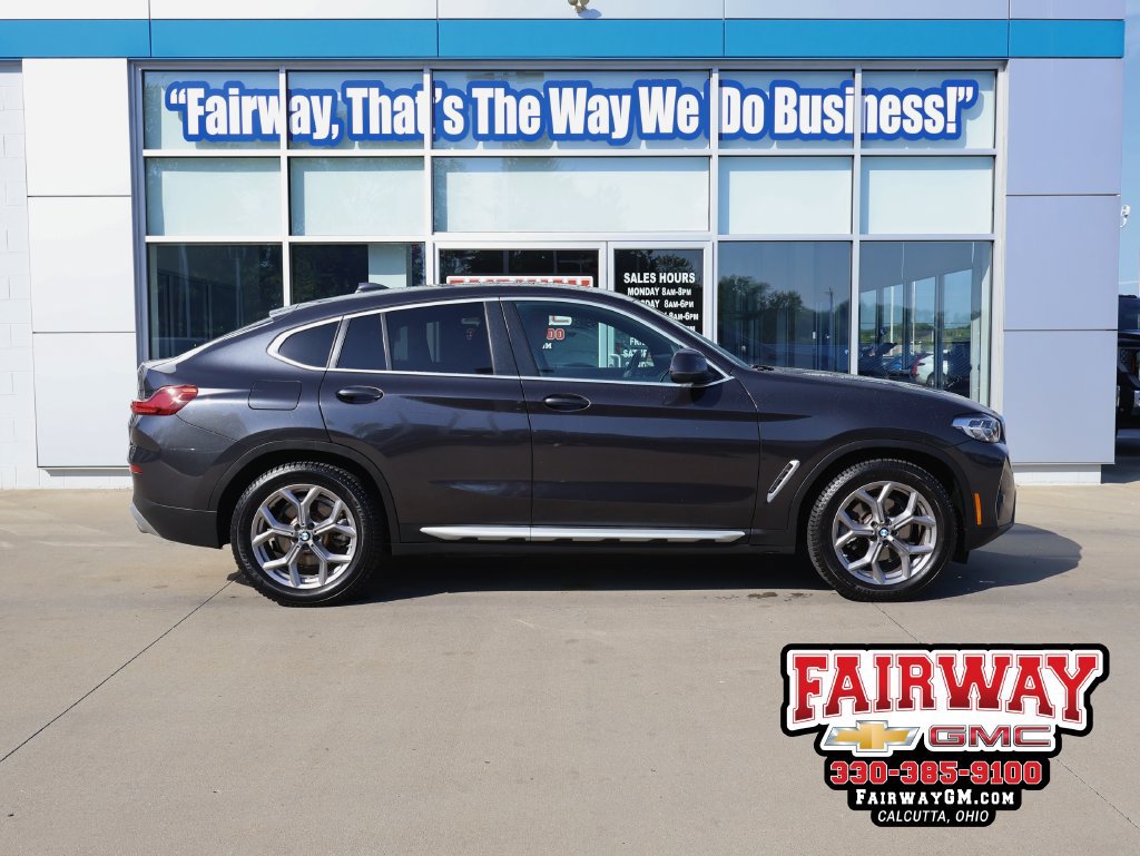 Used 2023 BMW X4 xDrive30i w/ Premium Package AWD/4WD image 1