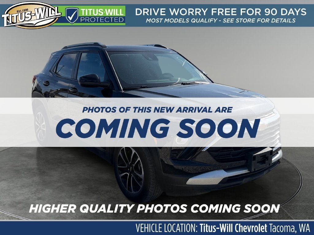 Used 2025 Chevrolet TrailBlazer LT AWD/4WD image 1