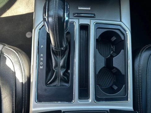 Used 2017 Ford F150 Lariat w/ Equipment Group 502A Luxury AWD/4WD image 6