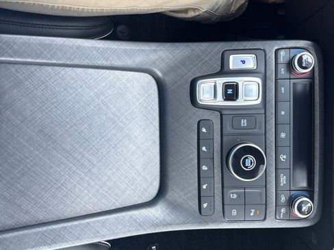 Used 2024 Hyundai Palisade Limited image 22