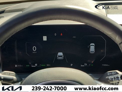 Certified 2025 Kia Sorento SX Prestige AWD/4WD image 27