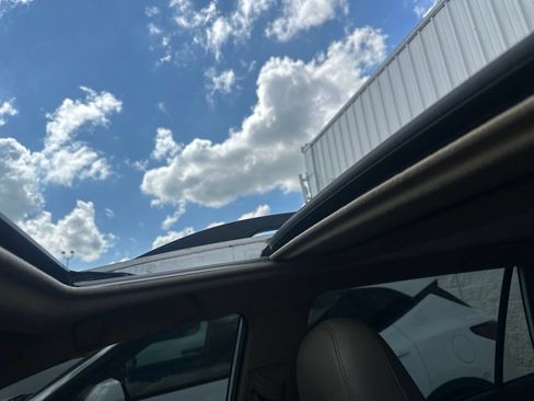 Used 2012 Toyota RAV4 Limited w/ Premium Plus Value Pkg AWD/4WD image 9