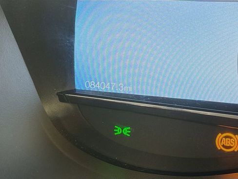 Certified 2019 Ford Explorer XLT w/ Equipment Group 202A image 12