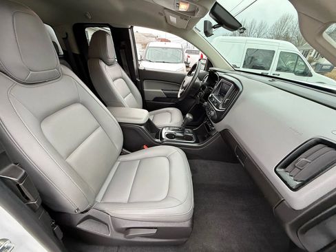 Used 2021 Chevrolet Colorado W/T w/ WT Convenience Package image 22