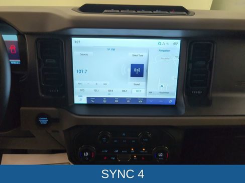 Certified 2024 Ford Bronco Wildtrak image 29