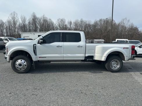 Used 2024 Ford F450 Lariat w/ Lariat Ultimate Package image 4