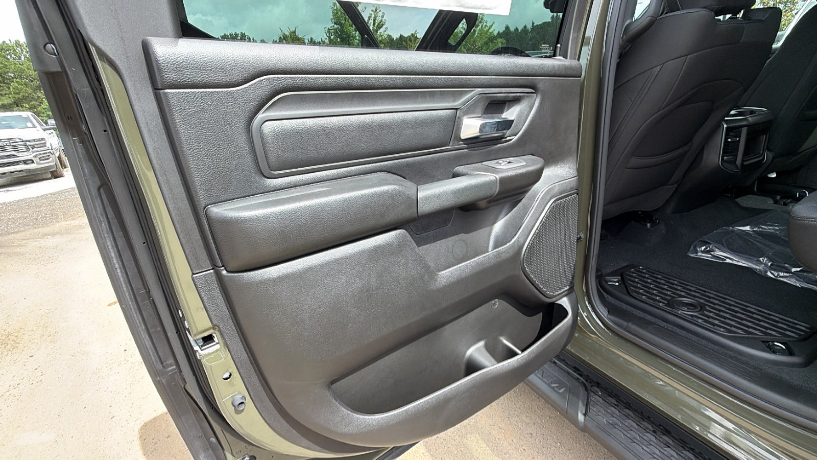 New 2026 RAM 1500 Express AWD/4WD image 20