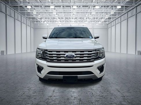 Used 2018 Ford Expedition Limited w/ Equipment Group 302A RWD image 2
