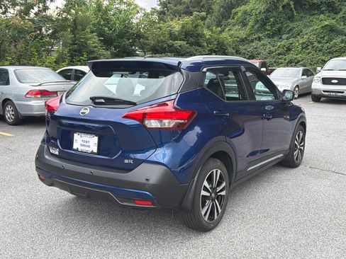 Used 2020 Nissan Kicks SR w/ SR Premium Package FWD image 5