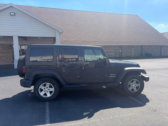 Used 2017 Jeep Wrangler Unlimited Sport w/ Quick Order Package 24S AWD/4WD image 6
