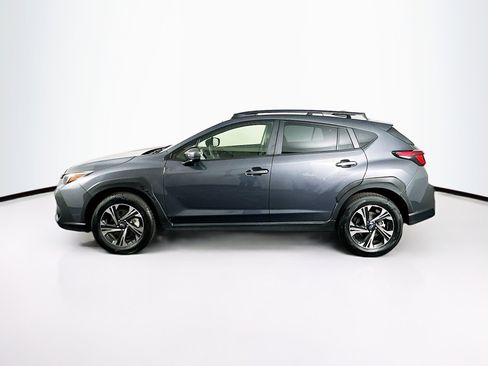 Used 2024 Subaru Crosstrek 2.0i Premium image 4